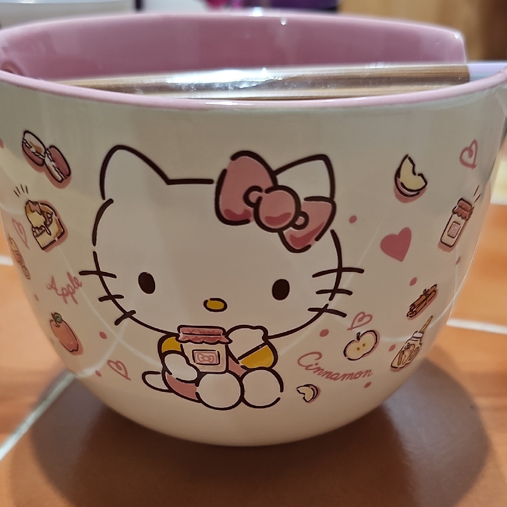 Hello Kitty Pink and White Bowl